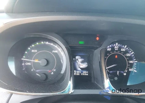 2014 Toyota Avalon Hybrid z USA, uszkodzony, nr VIN 4T1BD1EB4EU033365